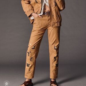 NWOT Anthropologie The Wanderer Mid-Rise Pants by Pilcro: Appliqué Ediiton